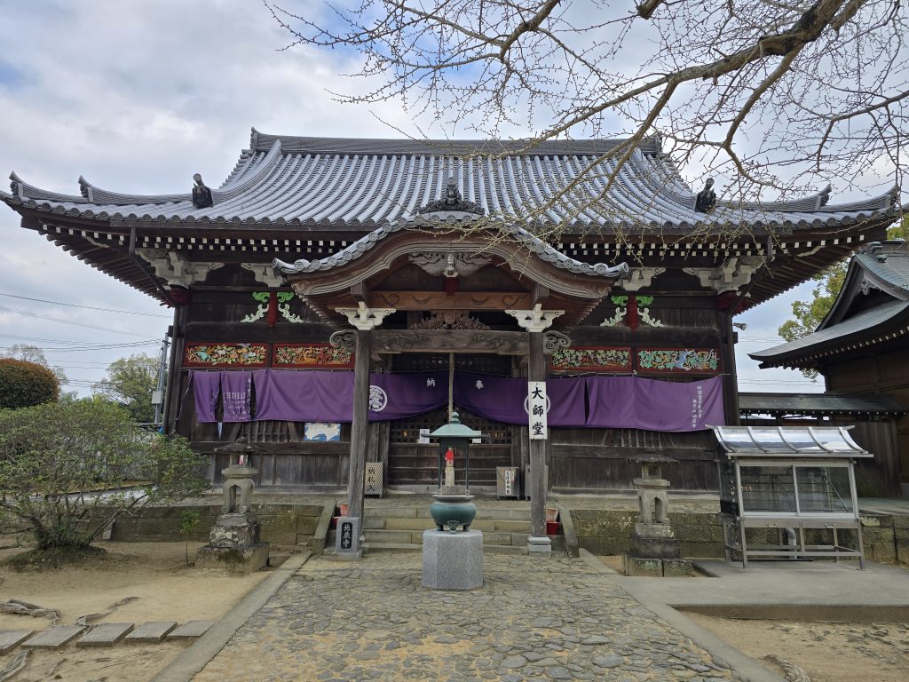 四国八十八ヶ所霊場　第５番札所　地蔵寺　大師堂